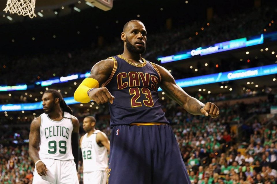 猛龙横扫四川队，詹姆斯刷新纪录