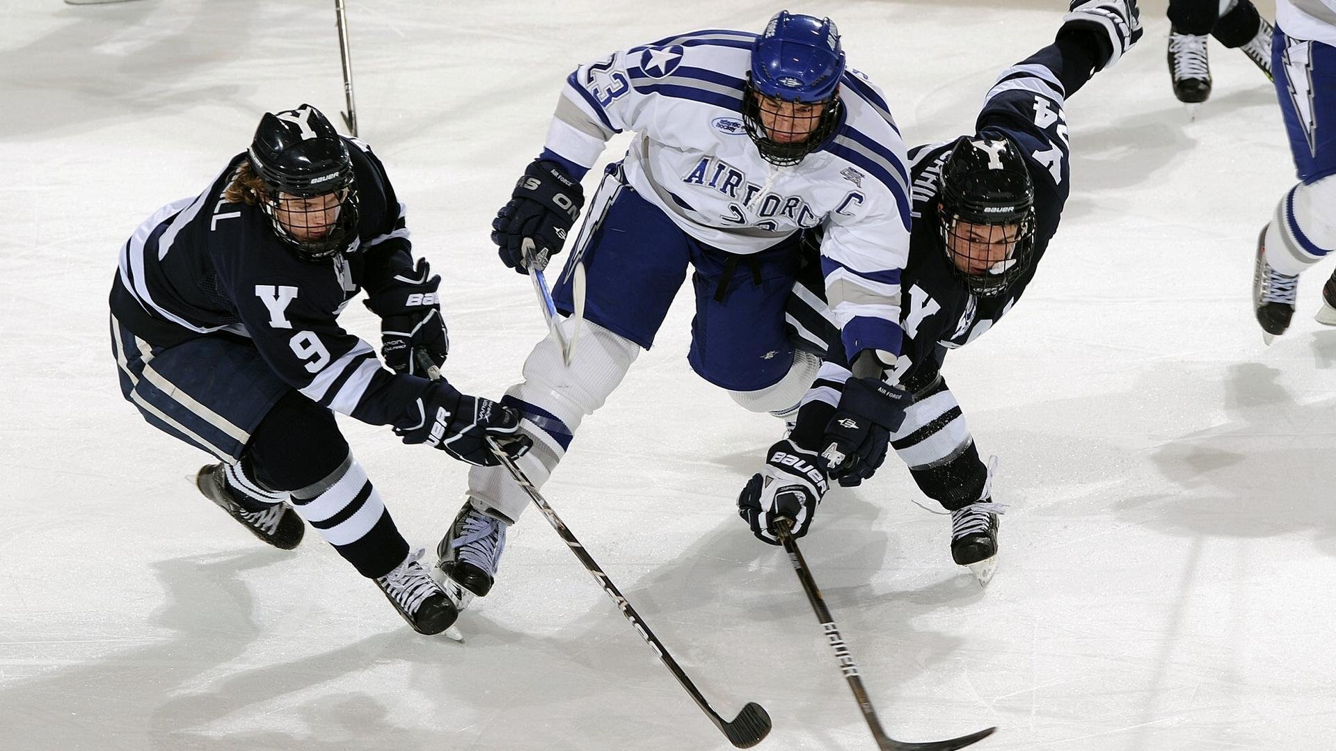 银箭与绿魔的宿命对决，阿隆索驾驭阿斯顿马丁，在索伯的主场写下统治宣言
